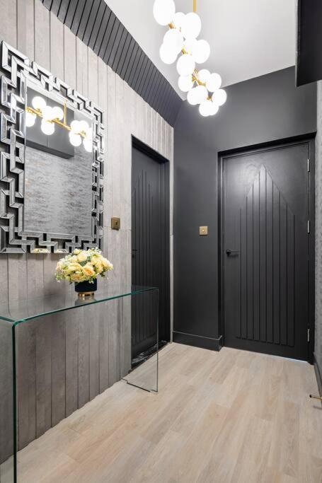 1Lsr - High-End Luxury 2 Bed Designer Apartment لندن المظهر الخارجي الصورة