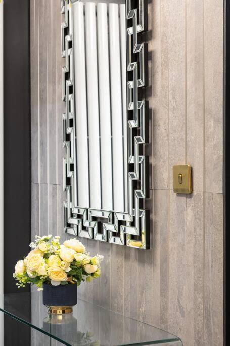 1Lsr - High-End Luxury 2 Bed Designer Apartment لندن المظهر الخارجي الصورة